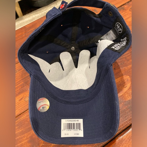 Red Sox Baseball hat - Picture 5 of 5